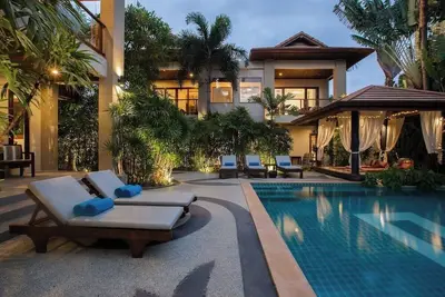 Image de -22% Off! ⭐Secluded Paradise: Relaxation Villa \/1⭐