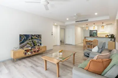 Image de Best Location 2-Bed with Gym, Pool 7-min From Cbd