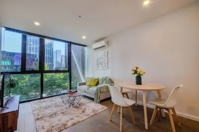 Image de This apartment is a 2 bedroom(s), 1 bathrooms, located in Melbourne, Vic.