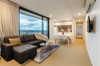 Image de Luxury living on top floors 3 Bedroom Mel Cbd Pool