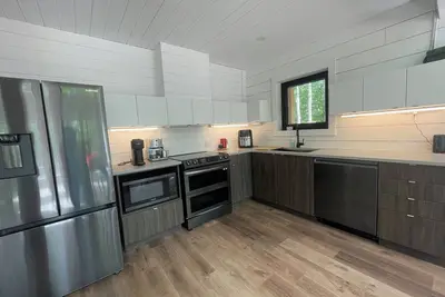 Image de Log Cabin - Enjoy Nature’s Playground, Dining, Adventure - Calabogie