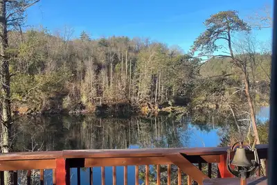 Image de Alpine Lake House, Waterfront/Private Dock, Hot Tub, Kid/Pet Friendly