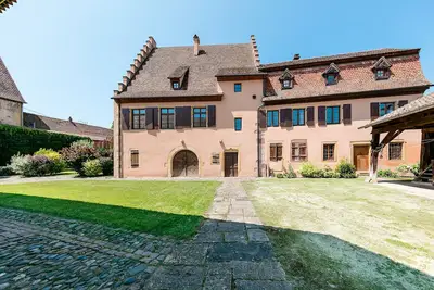 Image de Alsace: Gite 8 personnes dans ancien presbytère classé monument historique