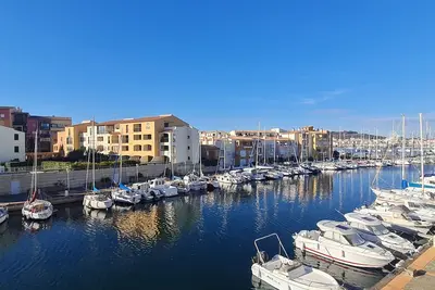 Image de Une Pépite vue mer et Port, Climatisé, Avec Piscine et Parking