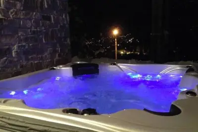Image de Morzine, Chalet De Luxe, spa, Sauna, Navette Privee, Transfert Aeroport
