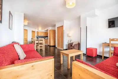 Image de Wifi, pied des pistes de ski, 3ème étage, balcon, télévision, casier à ski, 80m², Tignes