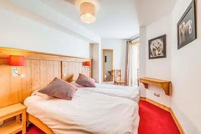 Image de Wifi, 4ème étage, balcon, parking, télévision, casier à ski, 80m², Tignes