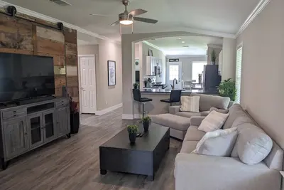 Image de Cozy Retreat Outside of Austin, great for families!