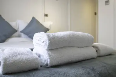 Image de Appartement-Salle de bain privée séparée-E