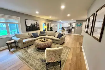 Image de Commissioning Week by the Bay! 2027/8 Available!