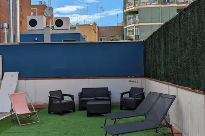 Image de Ruhige und Grosse 4-zi-wohnung Nahe Camp Nou