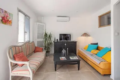 Image de Bel Appartement de Décoratrice Proche de L' Isle sur la Sorgue