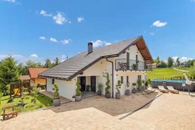 Image de Villa \"Bajer\" with 5 bedrooms and wellness with jacuzzi, and outside pool.