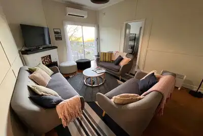 Image de Pine Hill Cottage - shabby chic & peaceful haven