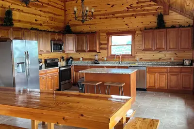 Image de The Cliffhanger. Incredible Views. 6 bed/6. 5baths. Indoor, Heated Pool