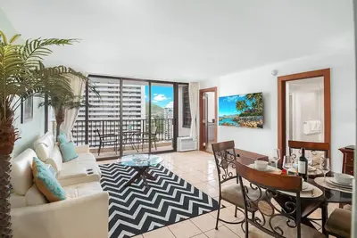 Image de 18fl Partial Ocean View, Close to Waikiki Beach