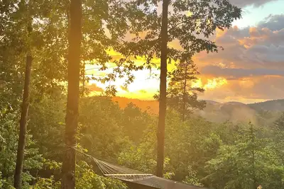 Image de “Bear Paw Resort” View’s, Privacy, Covered decks, Outdoor spaces, Easy access\n