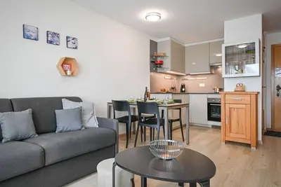 Image de Eaux-Vives 213 by Interhome