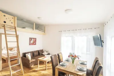 Image de Alpen-hostel Morgensonne Buxacher StraĂźe 23 mit Motorradvermietung