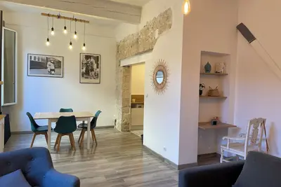 Image de Joli T2 Dans le Centre de Mèze