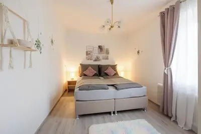 Image de Tamliving Mountain Comfort House 3br Wifi Küche Parkplatz Smart Tv Garten