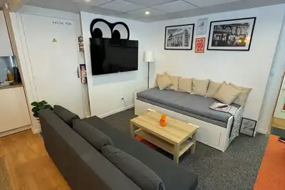 Image de Appartement Éclectique Près de Montmartre à Paris - Idéal Famille et Groupe