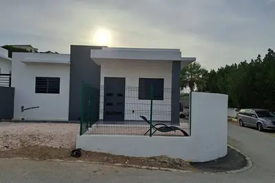 Image de Casa di Mambo - Nieuw Modern Ruim Huis op Loopafstand van Mambo Beach!