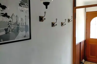 Image de Petite maison de ville 3 chambres avec jardin à 600 m de la Cité Médiévale.