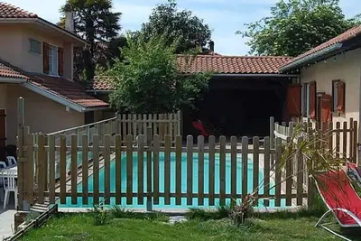Image de Le Hameau d orx et sa Piscine Pour 15pers