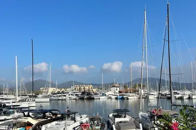 Image de Apparemment 2chambres Golf de St Tropez 4km vue sur le Port Marines de Cogolin