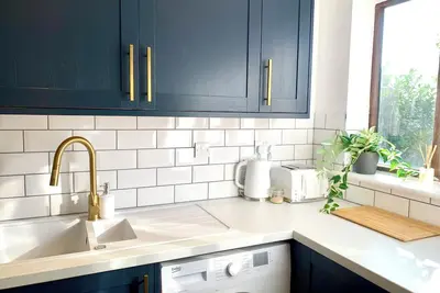 Image de Varsity View - Central apartment with parking next to Twickenham Stadium.