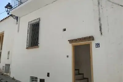 Image de Design apartment close to train, beach and Barcelona