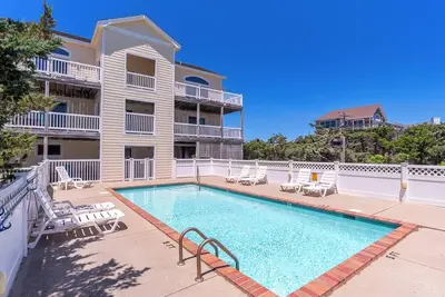 Image de Beautiful Hatteras Island vacation rental just a short walk to the beach!