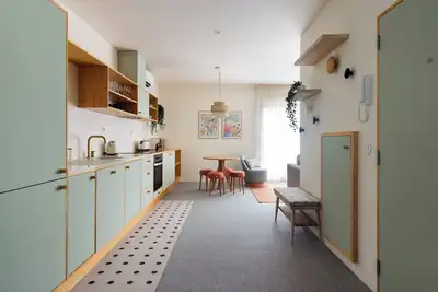 Image de Alegr3 · Trendy & Charming Apartment