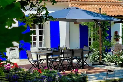 Image de Charmante villa / proche plage / piscine chauffée