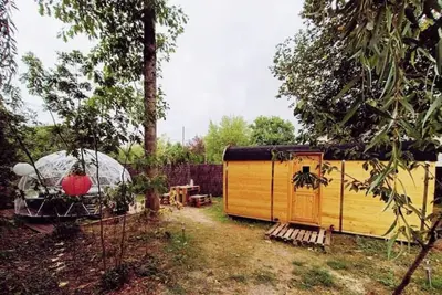 Image de 2 bedroom chalet in pruniers-en-sologne