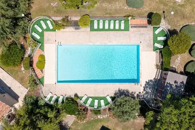 Image de Maison en pierre traditionnelle en Provence