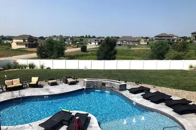 Image de Amazing pool and outdoor entertaining area! Perfect Cws rental!