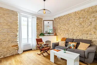 Image de Charming Family Home with Private Garden!