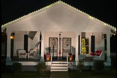 The Belmont Cottage is a 100 year old charmer located near Town Square