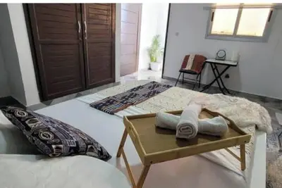 Image de 50MBs Wi-Fi 7/7 Security Hot Water 2 Balcony