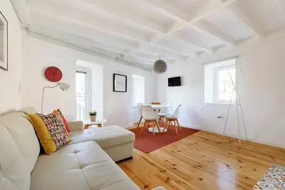 Image de Flora2 • Flora Apartments, 1 Br on 1st floor