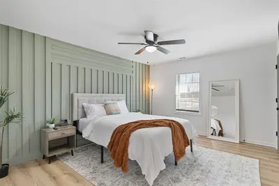 Image de Comfy 2 bedroom w/ Free Parking