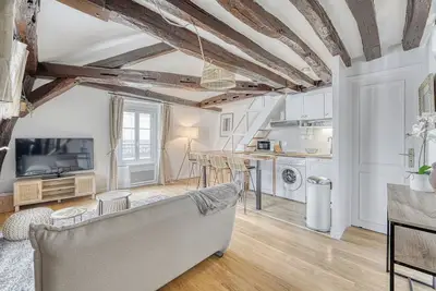 Image de Flat Standing Cosy with a Seine view