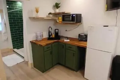 Greenfield Cabin and Guest House