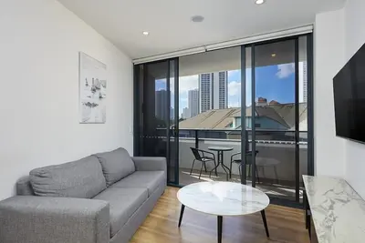 Image de Convenient Located  2 bedroom apartment in Surfers