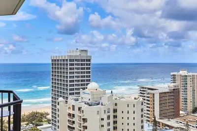 Image de Comfort 2 double bed hotel room In Center Surfers