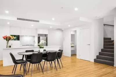 Image de Spacious 3br Villa | Pool + Walk to Beach