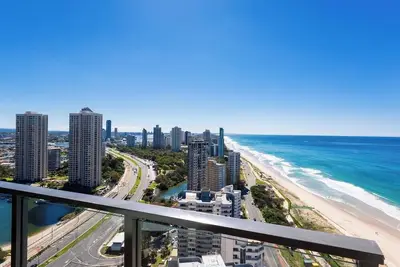 Image de Beachfront Cozy Ocean and Beach View Apartment
