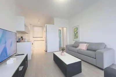 Image de Affordable Ocean View 1bdr Unit Maroubra Beach